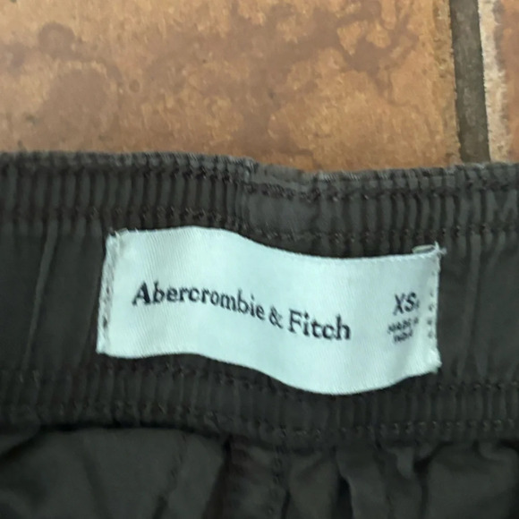 Abercrombie cargo pants size XS - Picture 8 of 8